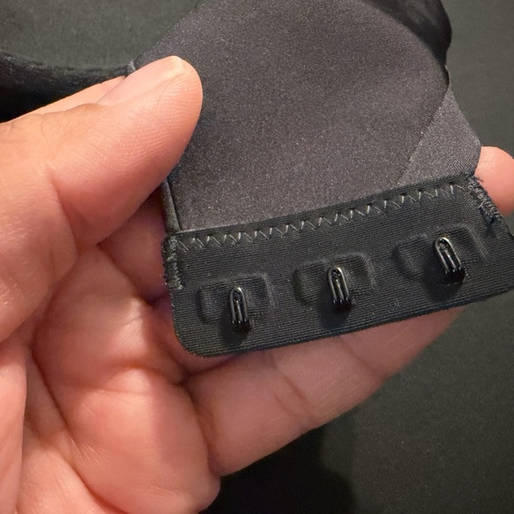 SKIMS BUNDLE - Black and Cream - Picture 8 of 11